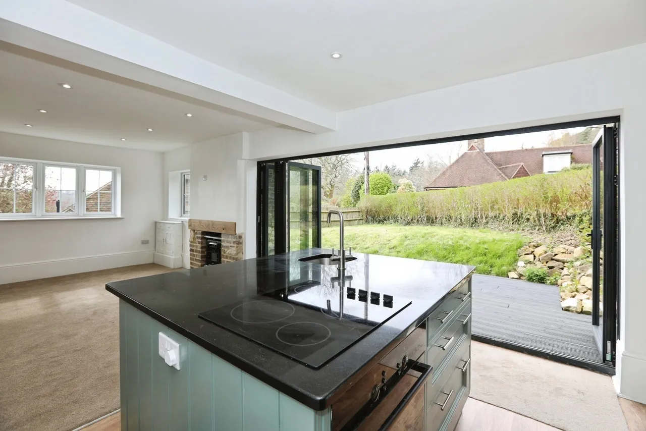 Wadhurst Road, Mark Cross, TN6, photo 7