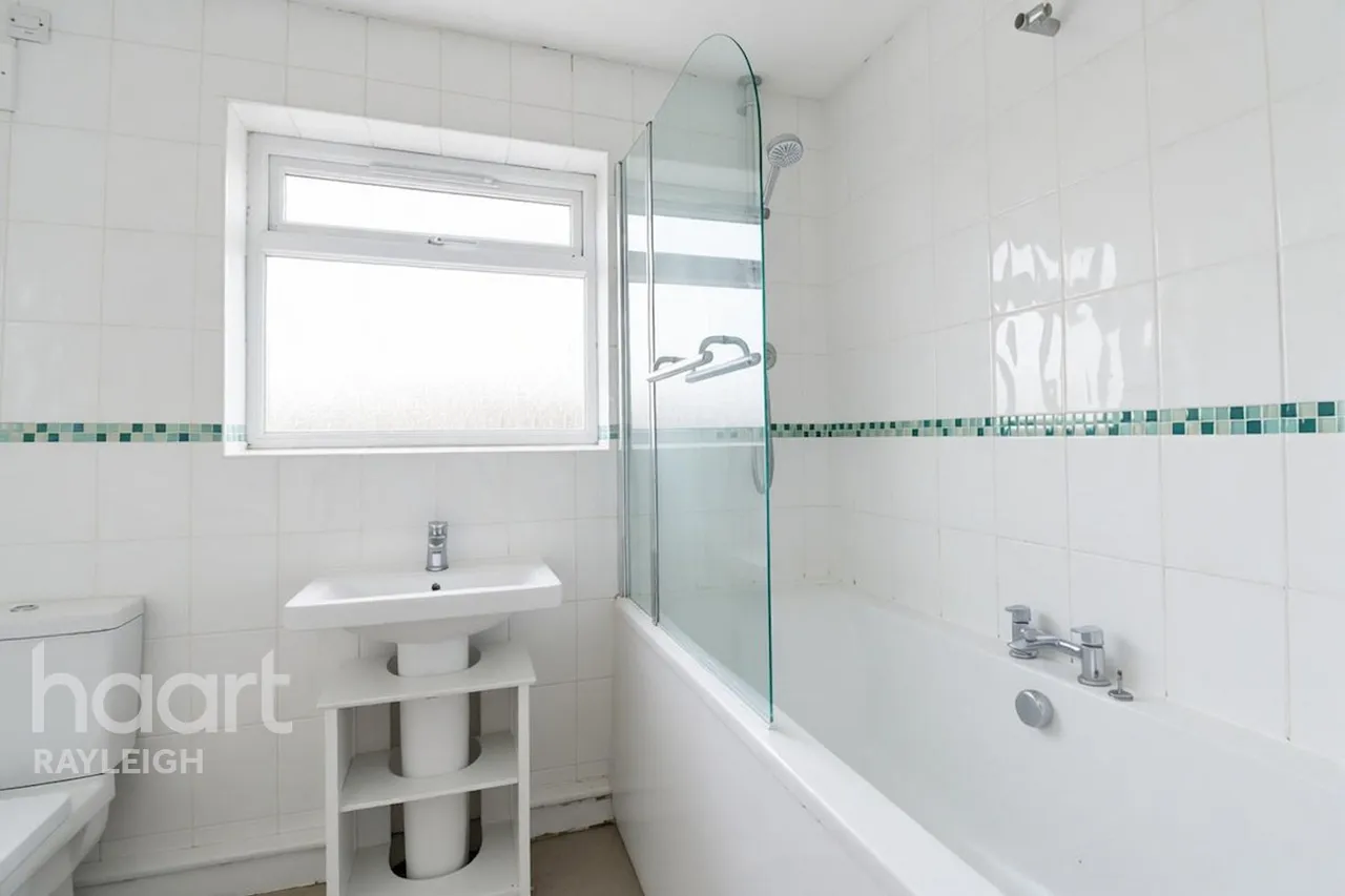 Green Lane, Leigh-On-Sea, SS9, photo 13