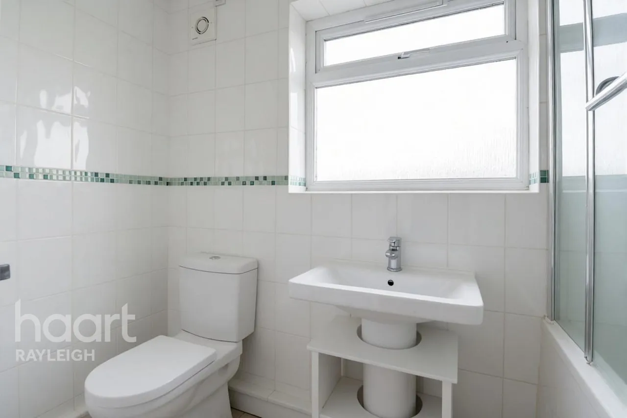 Green Lane, Leigh-On-Sea, SS9, photo 14