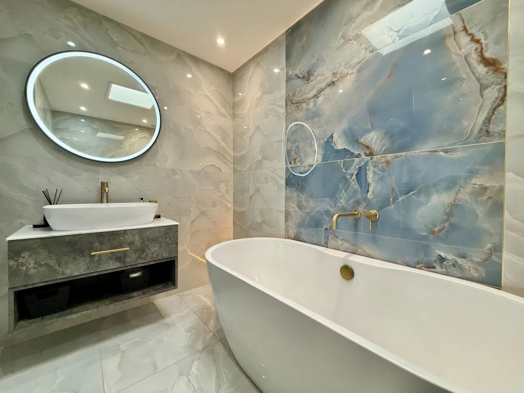 Bardsey ~ Albans Close, LS17, photo 22