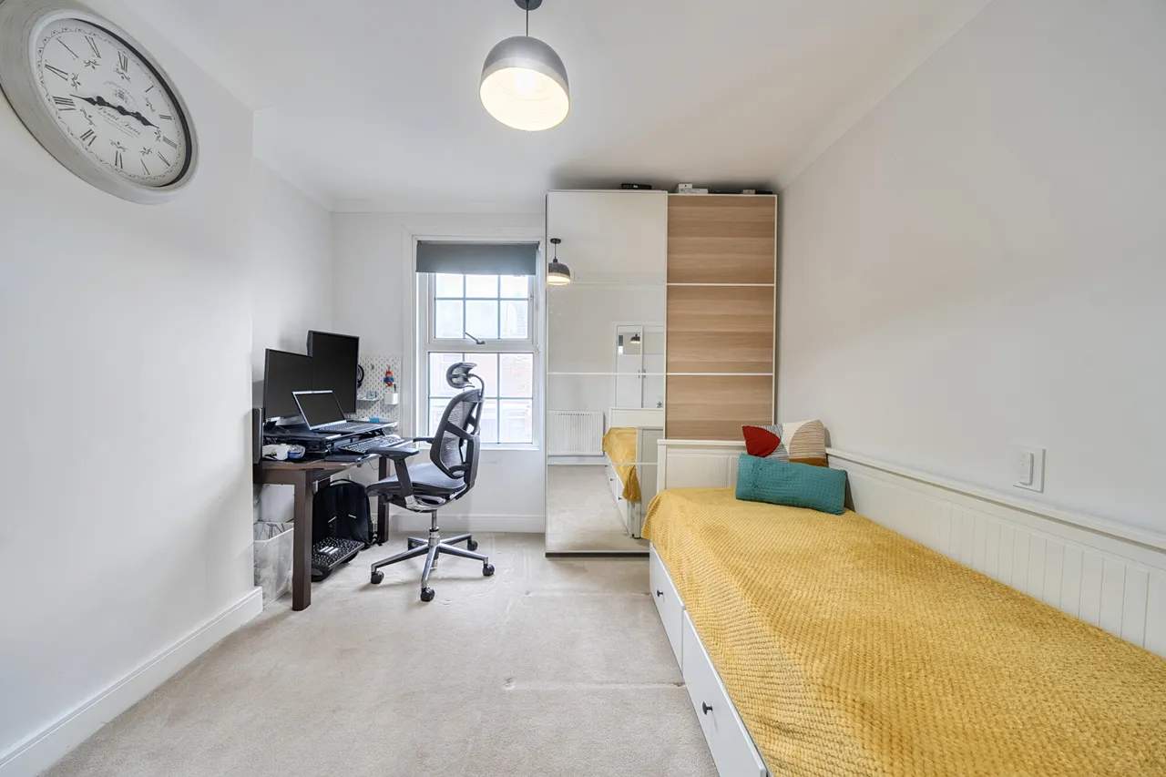Cannon Road, Watford, WD18, photo 13