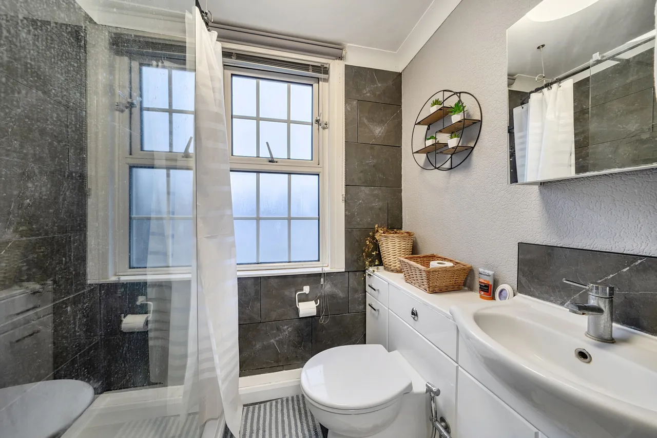 Cannon Road, Watford, WD18, photo 17
