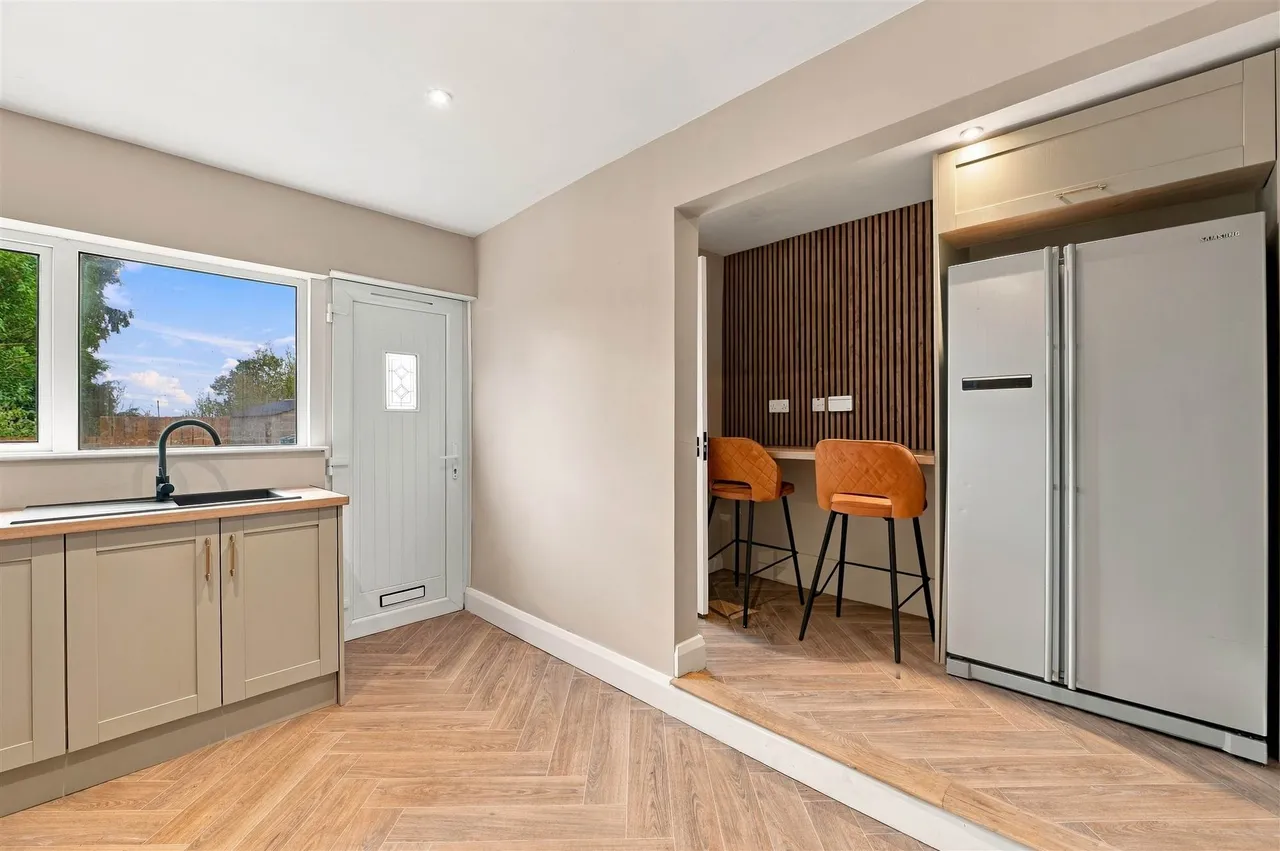 Sandymount, Lisburn, BT27, photo 9