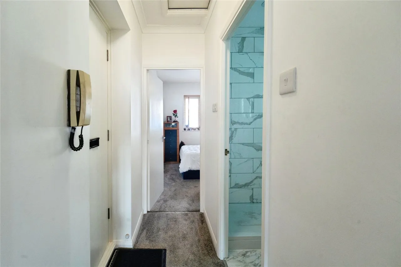 Ley Street, Ilford, IG1, photo 6