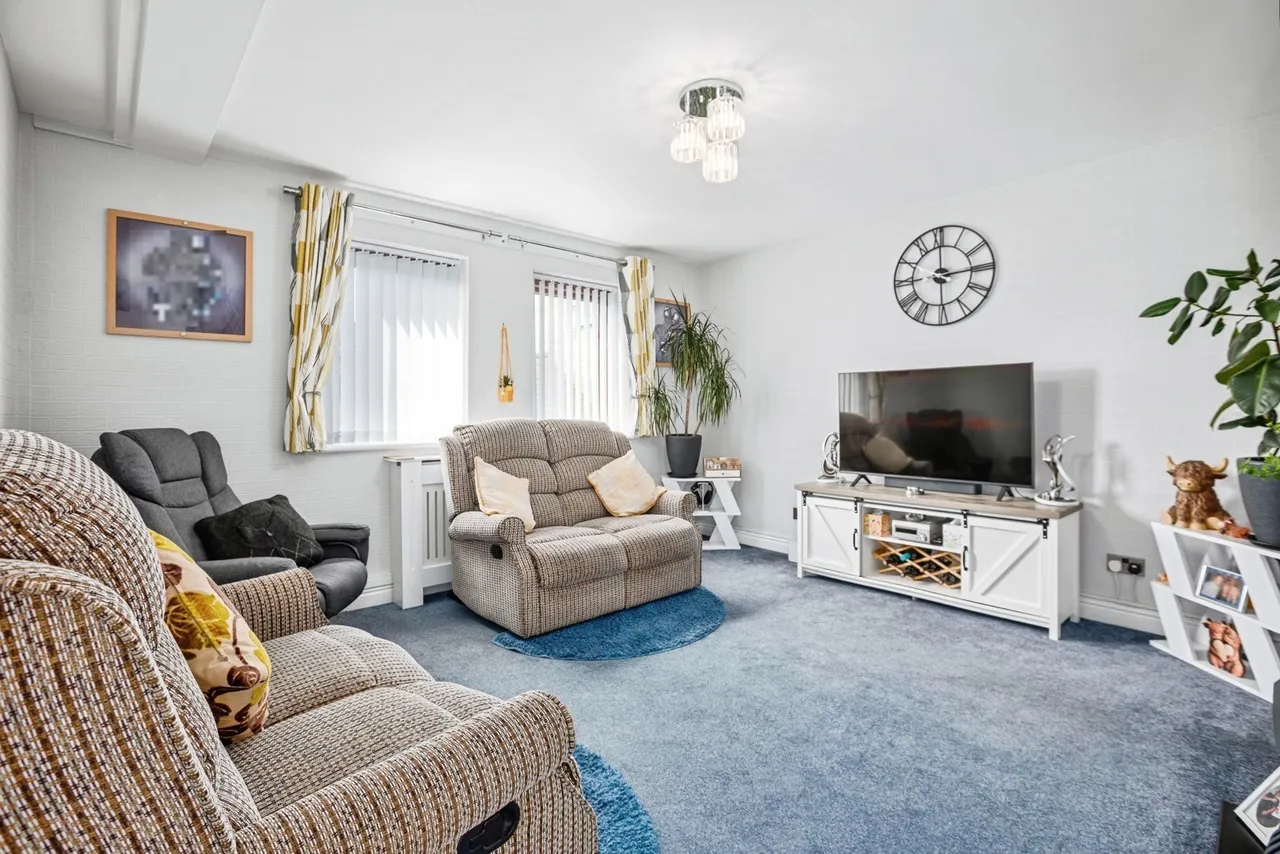 St. Mary Street, Cardigan, SA43, photo 6