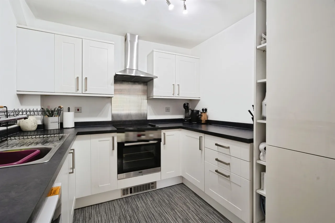 Boscombe Road, Amesbury, SP4, photo 4