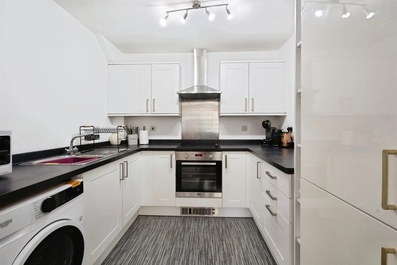 Boscombe Road, Amesbury, SP4, photo 6