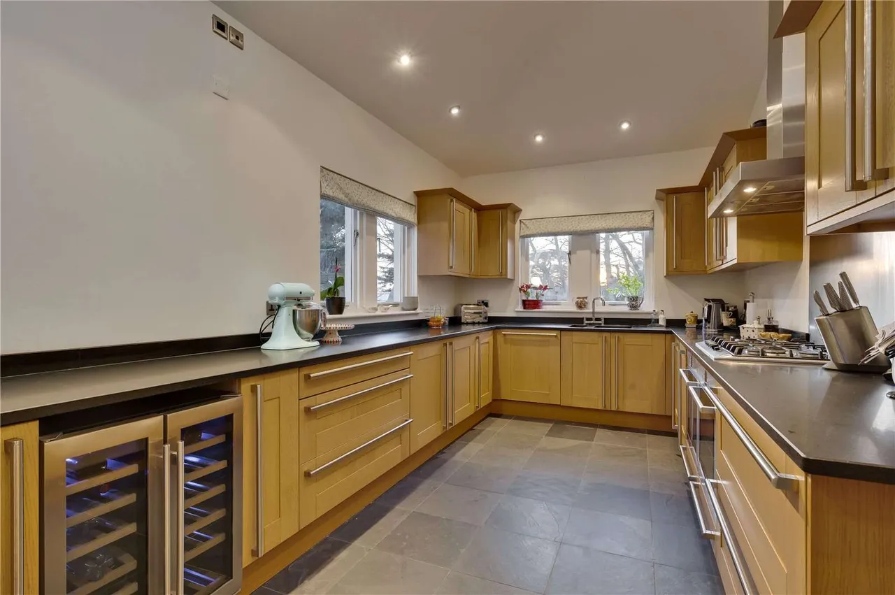 Ottershaw Park, Ottershaw, KT16, photo 4
