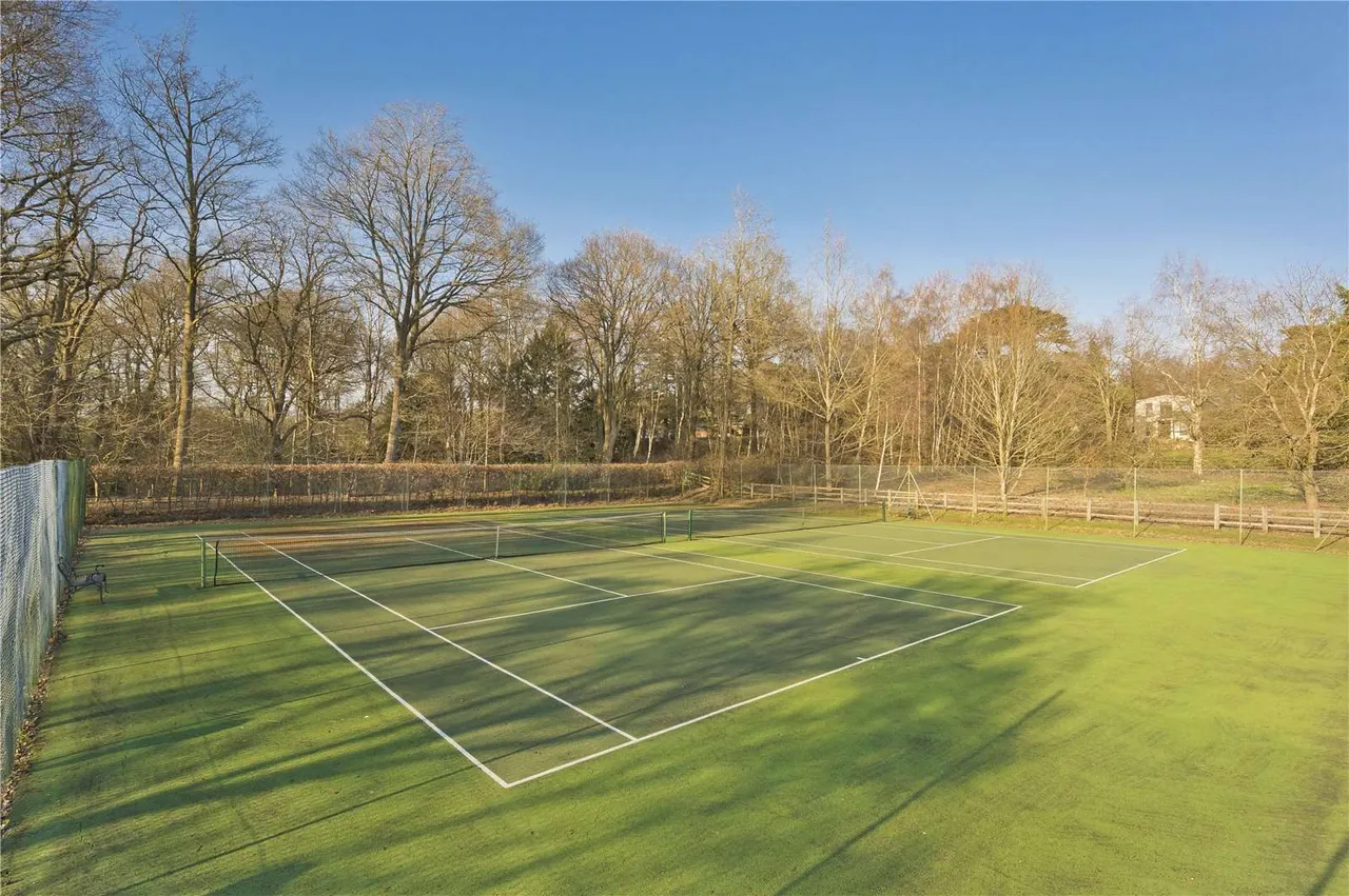 Ottershaw Park, Ottershaw, KT16, photo 13