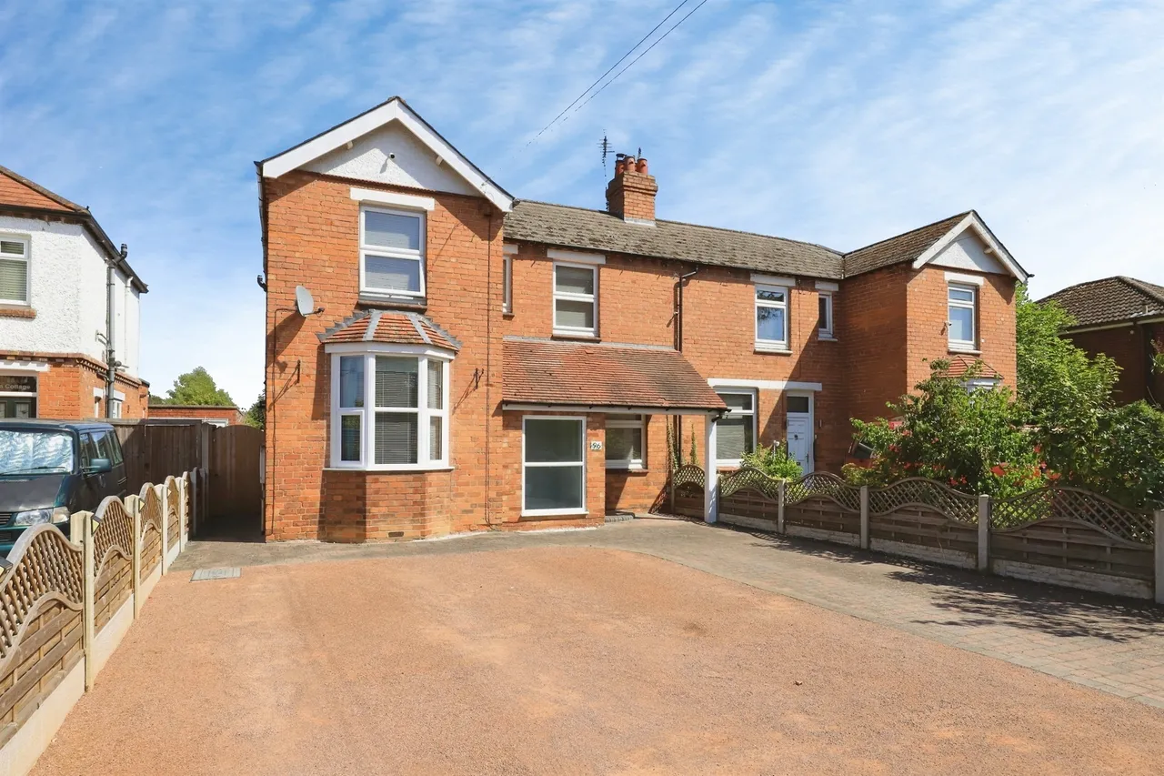 3 bed house for sale — Lickhill Road, Stourport-On-Severn
