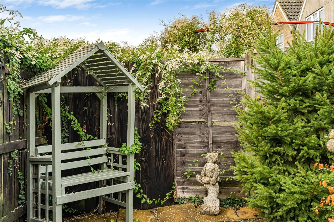 Countess Lilias Road, Cirencester, GL7, photo 10