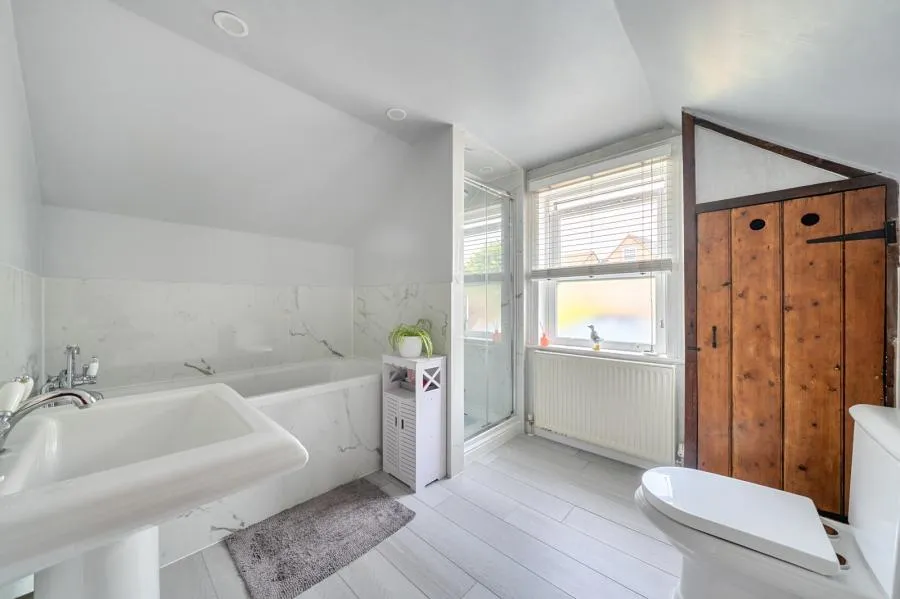 Chapel Street, Thatcham, RG18, photo 8