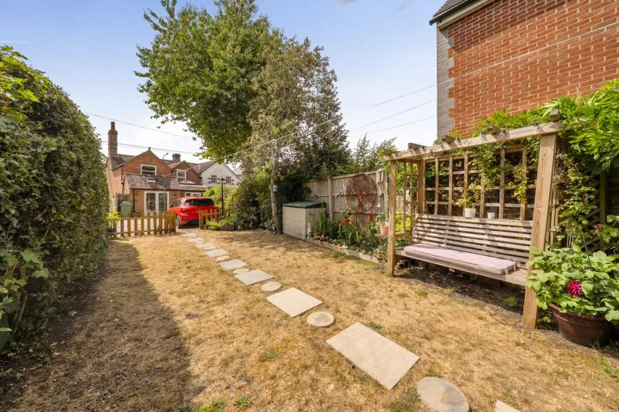 Chapel Street, Thatcham, RG18, photo 6