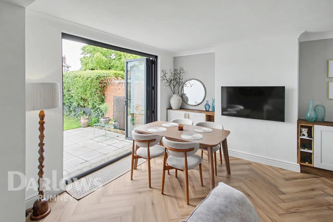 Elgar Crescent, Cardiff, photo 10