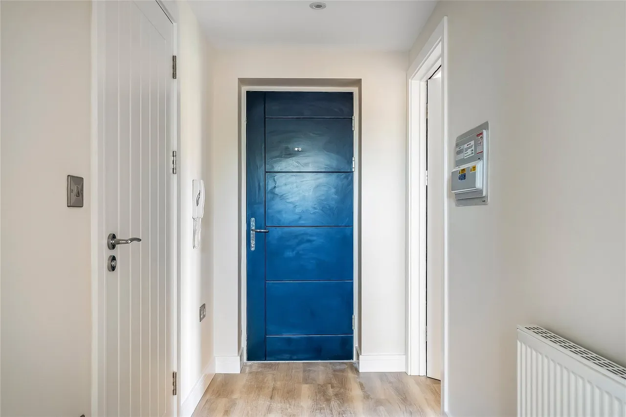 Guildford Road, Woking, GU22, photo 10