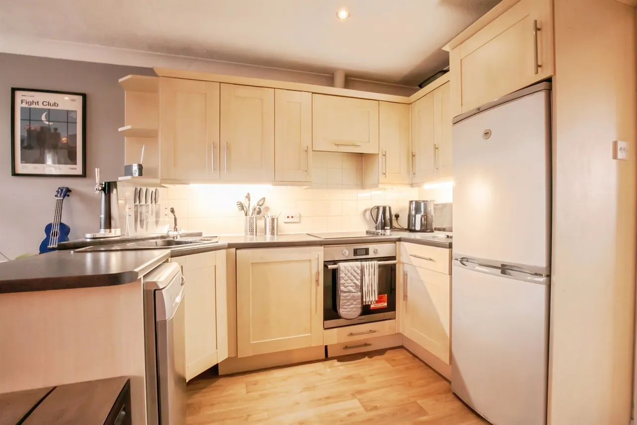Larch Way, Haywards Heath, RH16, photo 6