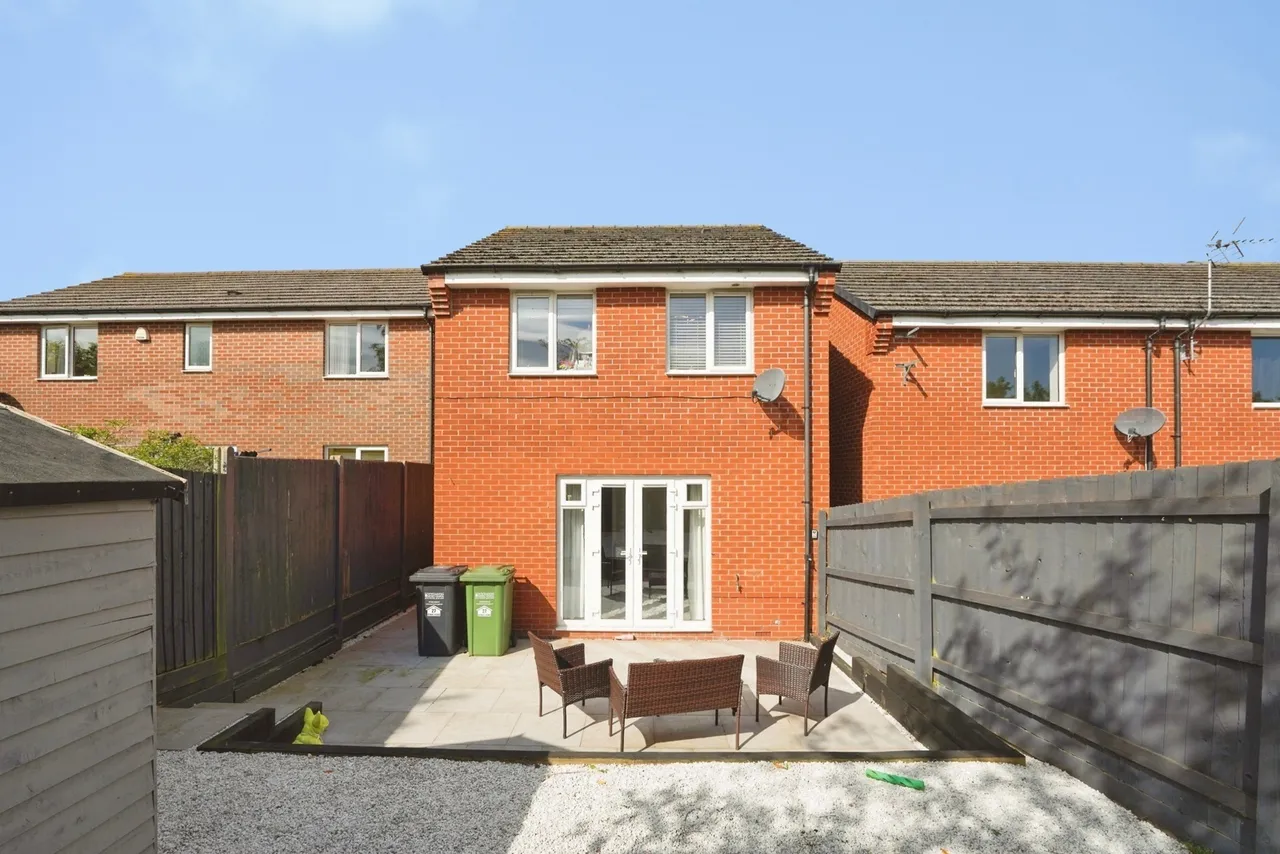 Banks Road, Badsey, WR11, photo 10
