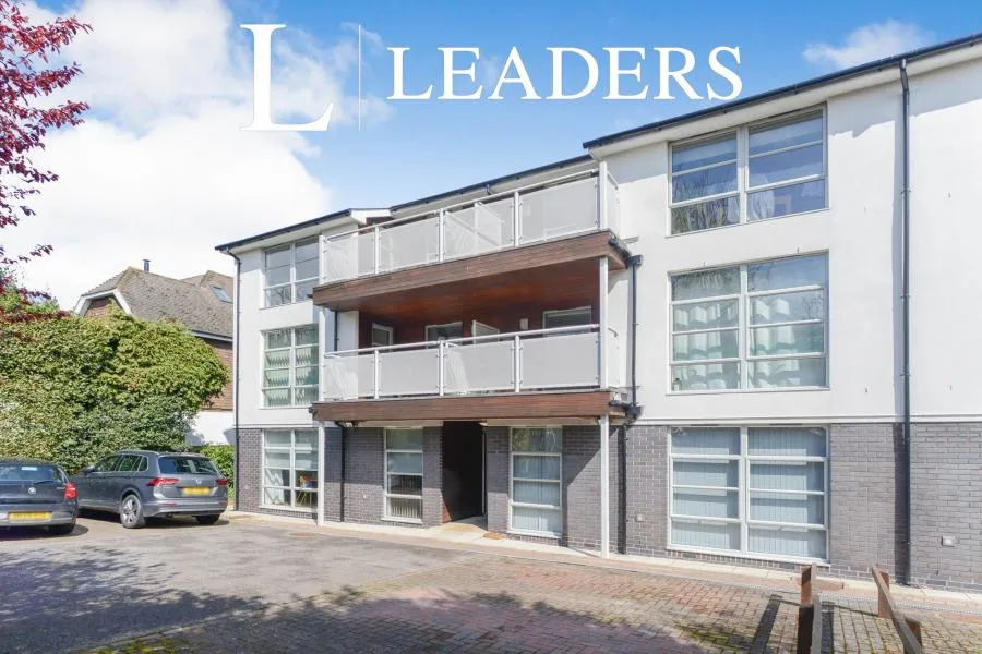 2 bed flat to rent, Wilbury Avenue, Hove, BN3