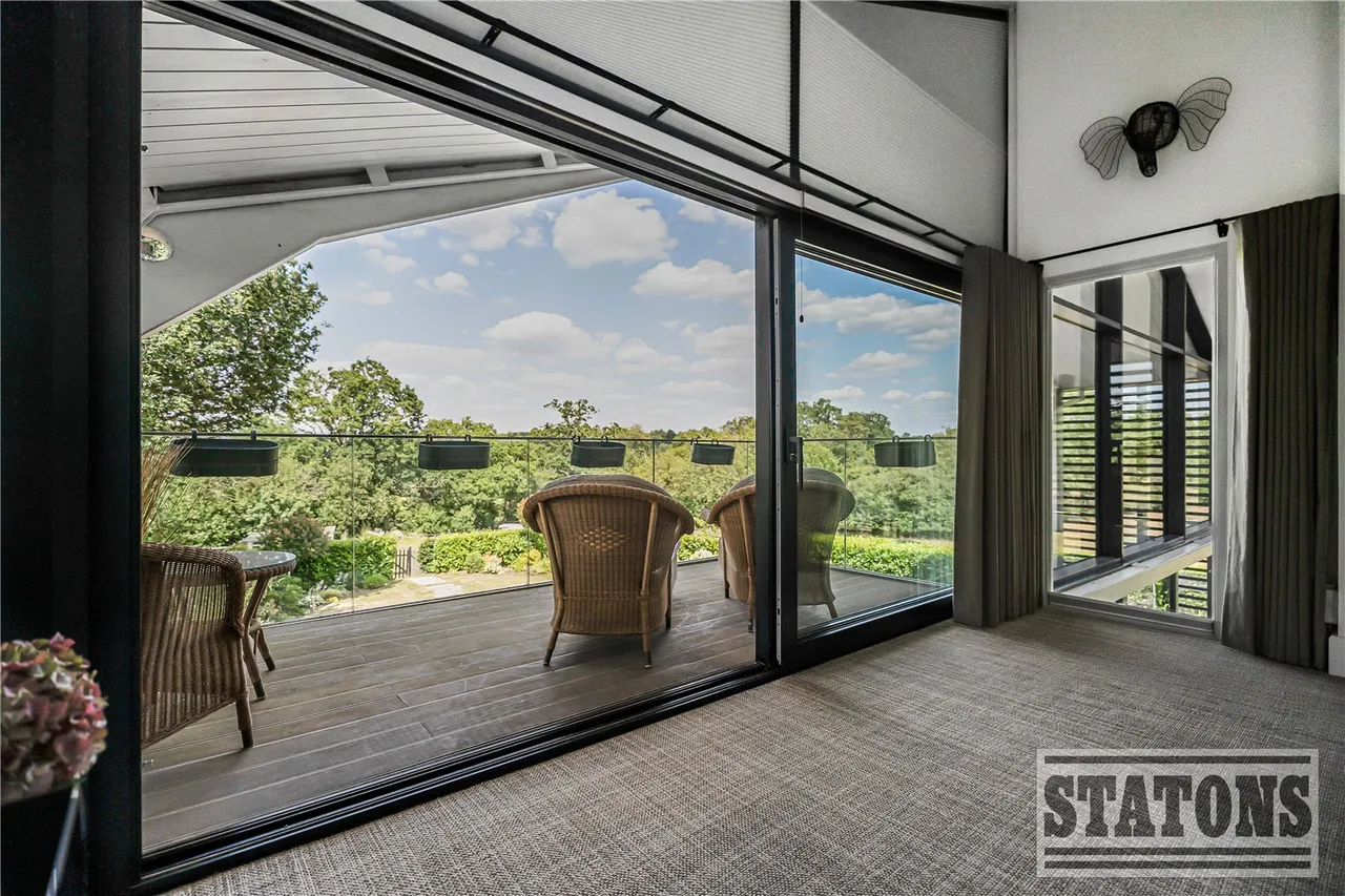 Hawkshead Road, Little Heath, Hertfordshire, EN6 1LX, photo 31