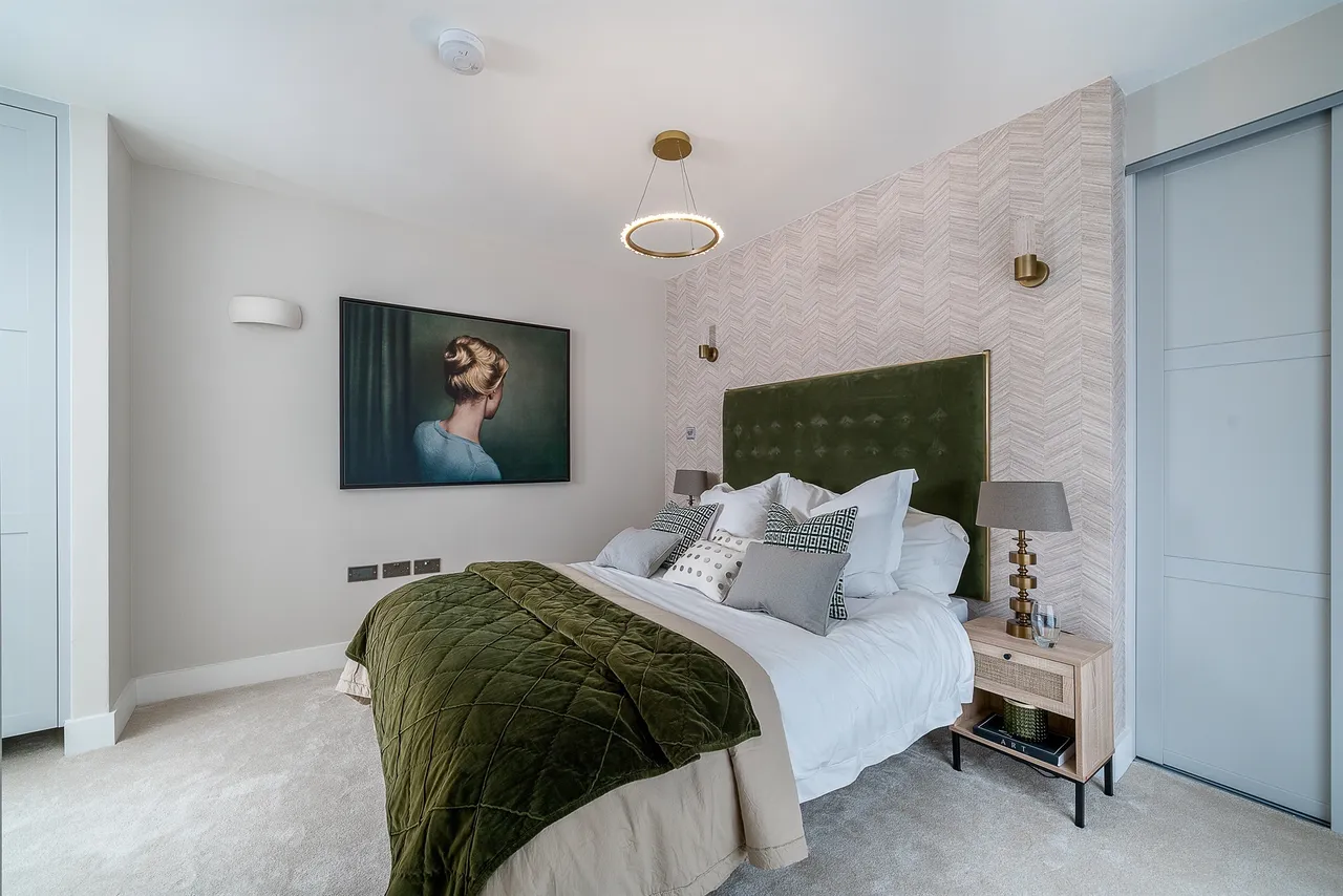 Shepherds Bush Road, London, W6, photo 10