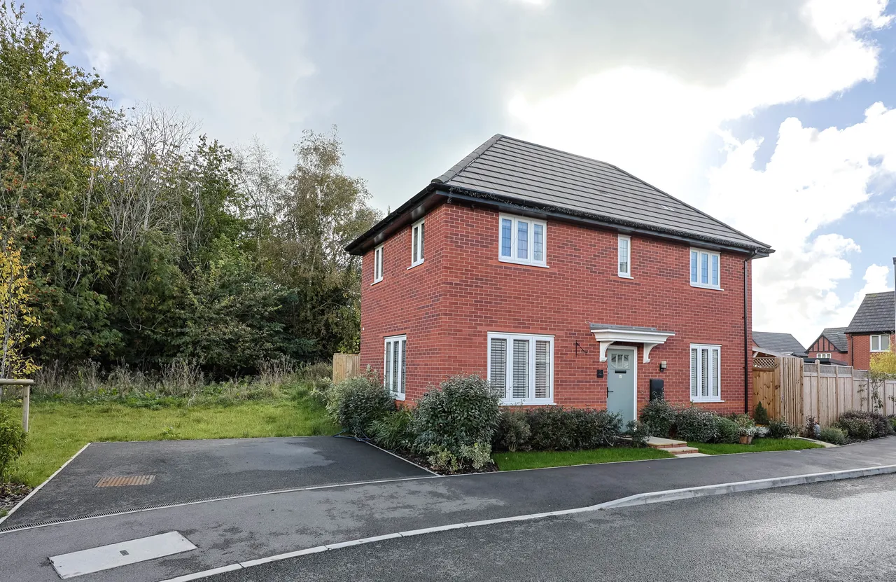 Hawthorn Meadow, Standish, photo 37