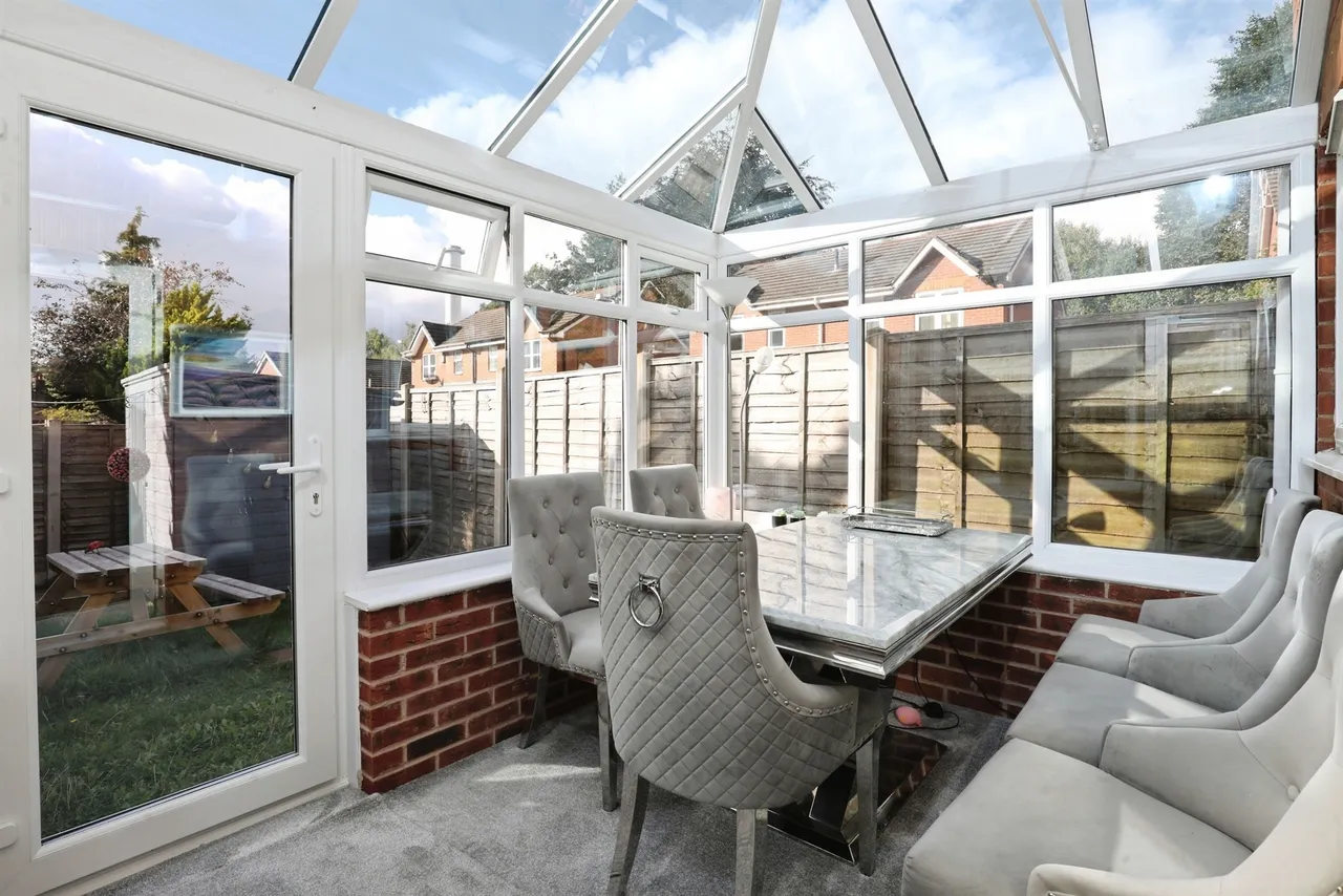Hollybank Close, Winnington, CW8, photo 9
