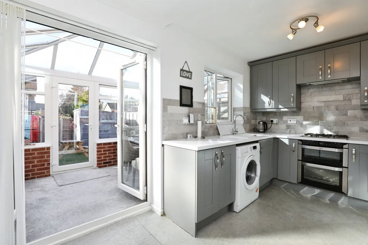 Hollybank Close, Winnington, CW8, photo 8