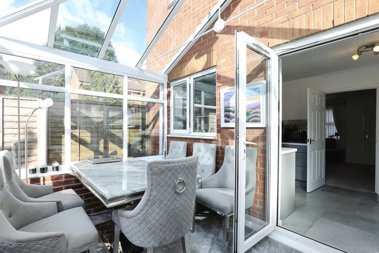 Hollybank Close, Winnington, CW8, photo 10