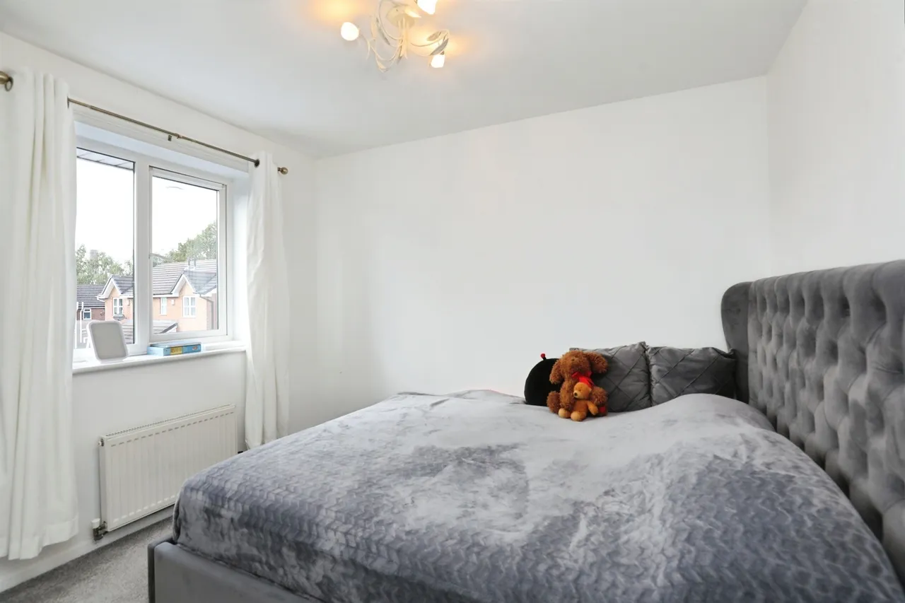 Hollybank Close, Winnington, CW8, photo 13