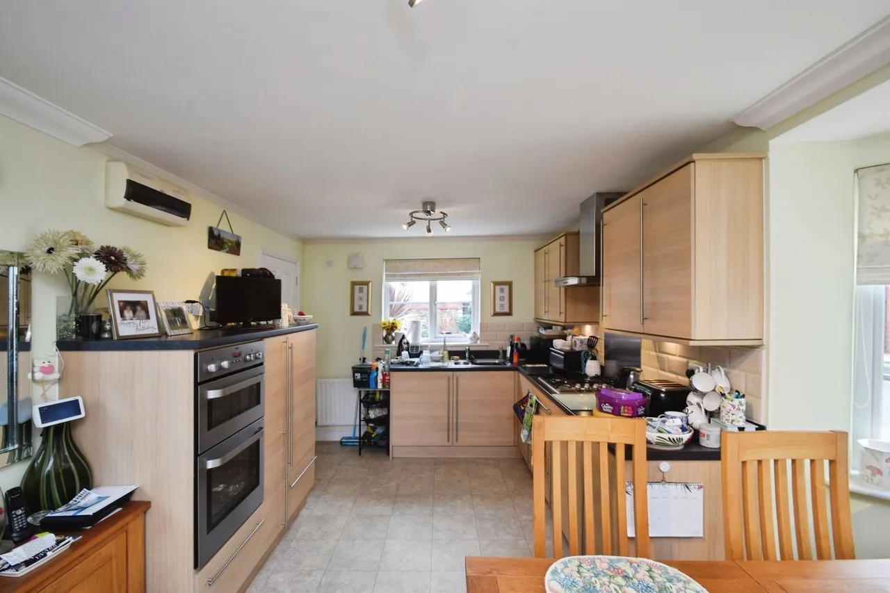 Golwg Y Coed Swansea, SA7, photo 7