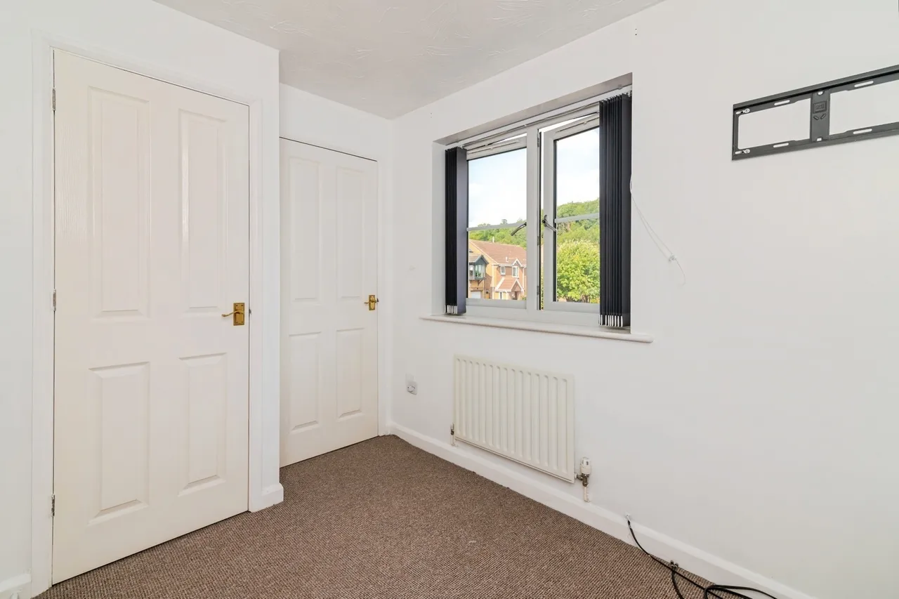 Hotspur Drive, NOTTINGHAM, Nottinghamshire, NG4, photo 13