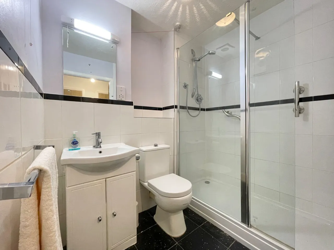 School Lane, Seal, Sevenoaks, Kent, TN15 0BE, photo 5