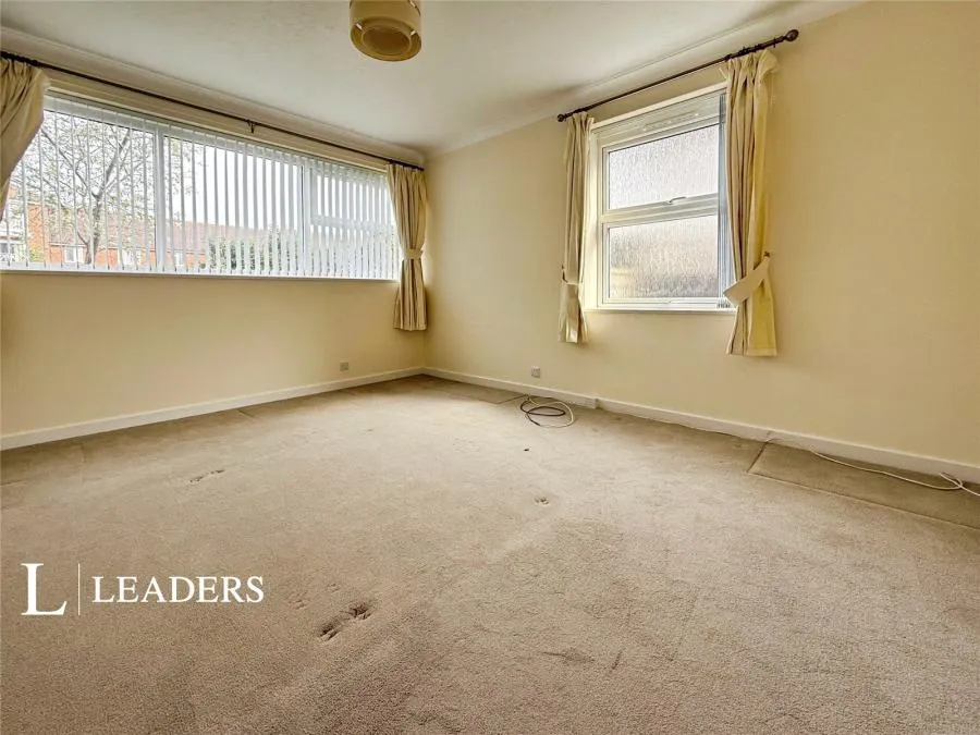 Grand Avenue, Worthing, BN11, photo 5