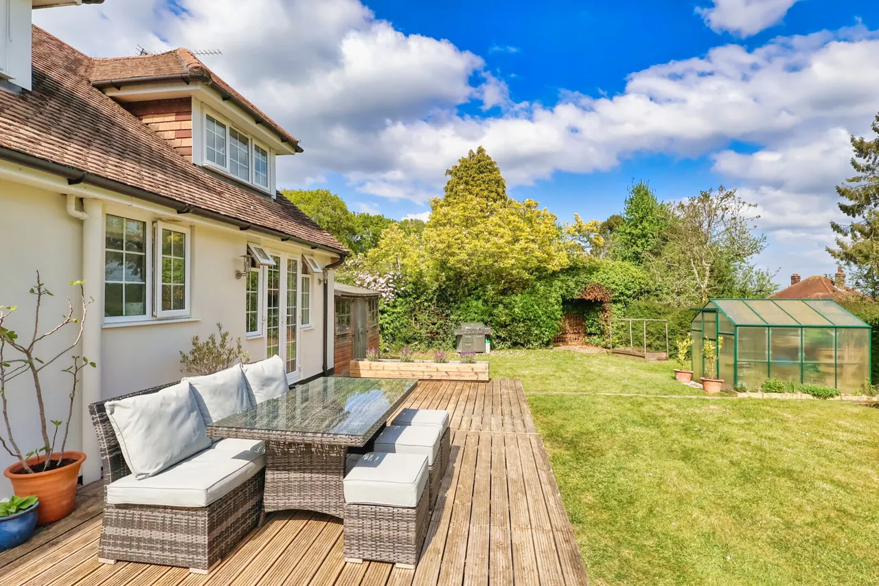 Christopher Close, High Wycombe, HP14, photo 2
