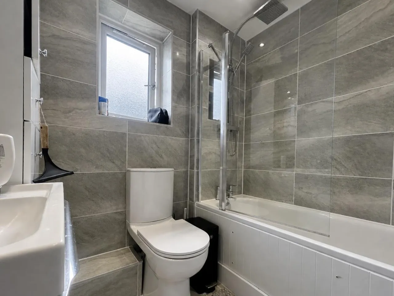 Walgrave Drive, Bradwell, photo 11