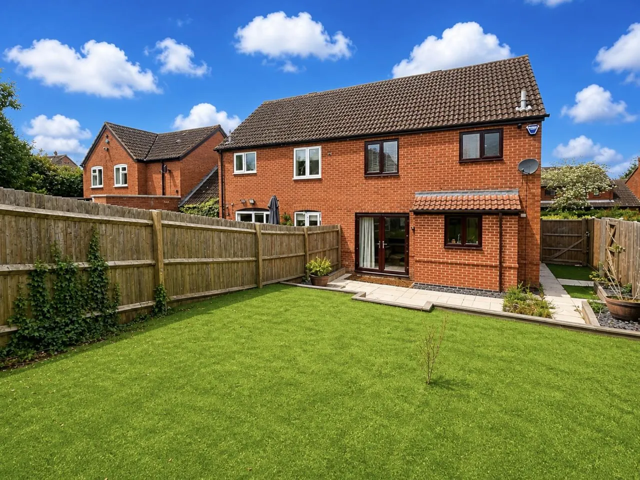 Walgrave Drive, Bradwell, photo 16