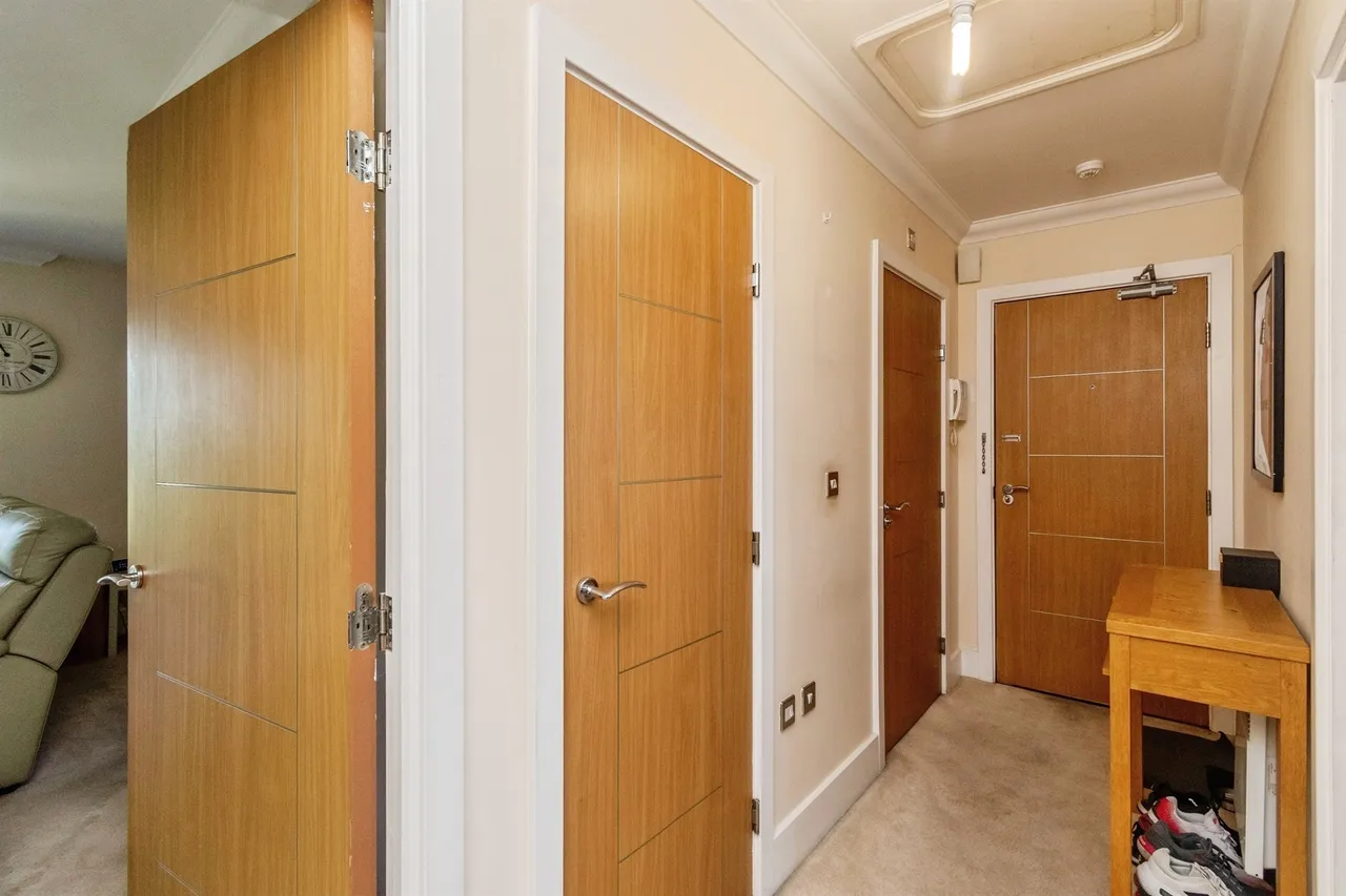 Hobby Way, Cannock, WS11, photo 7