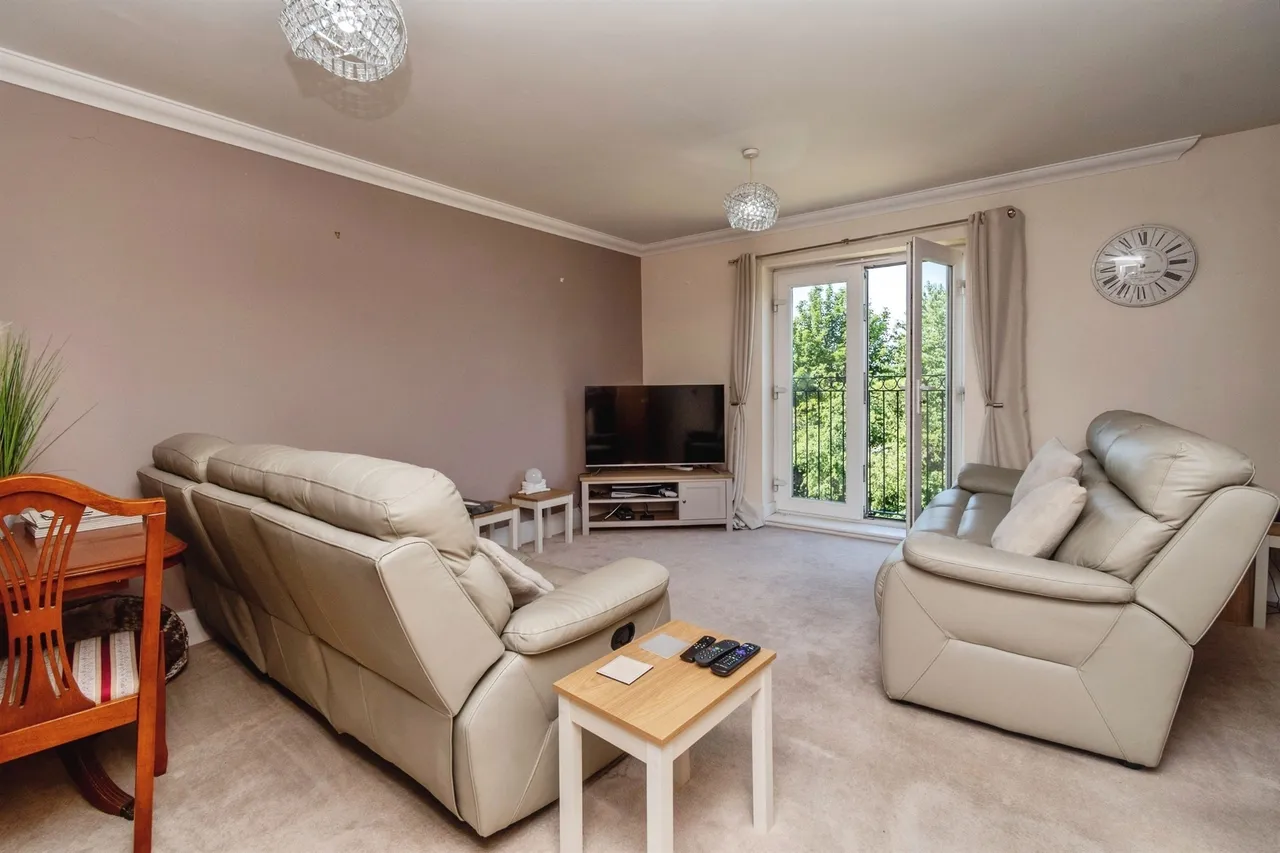Hobby Way, Cannock, WS11, photo 2