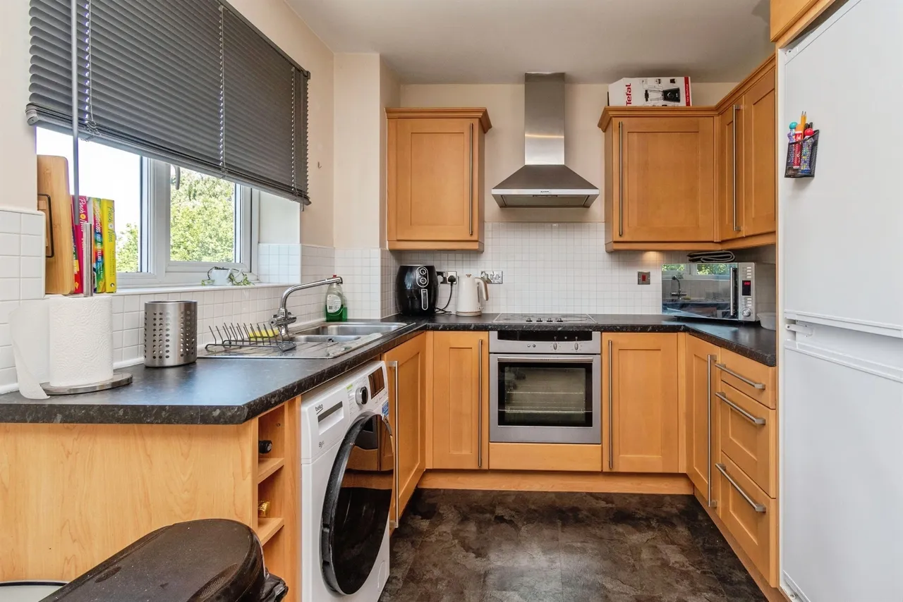 Hobby Way, Cannock, WS11, photo 4