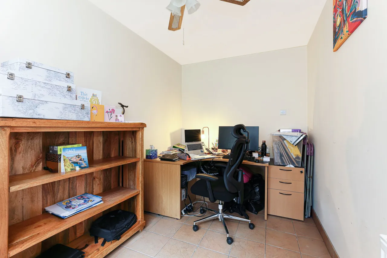 Moorgate Grove, Rotherham, S60, photo 12