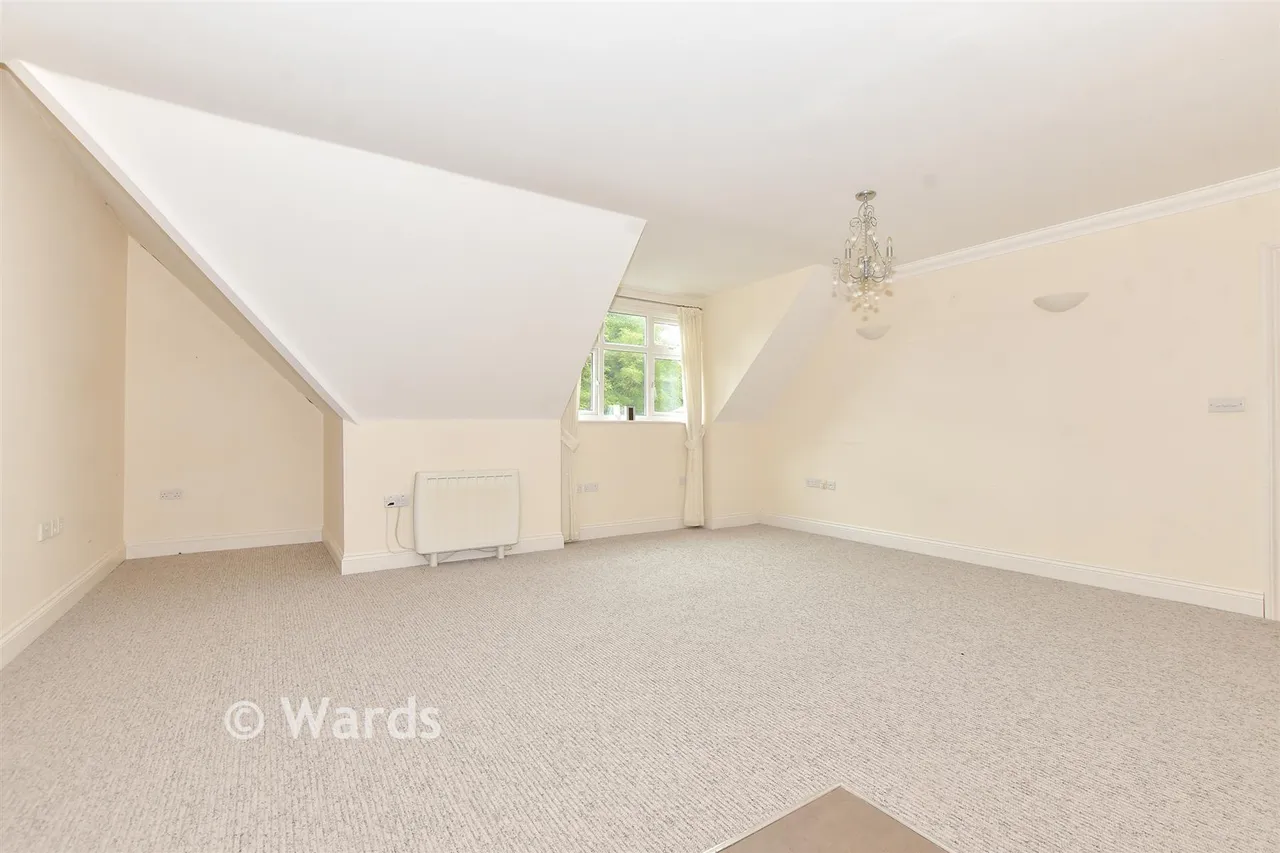 North Road, Hythe, CT21, photo 7