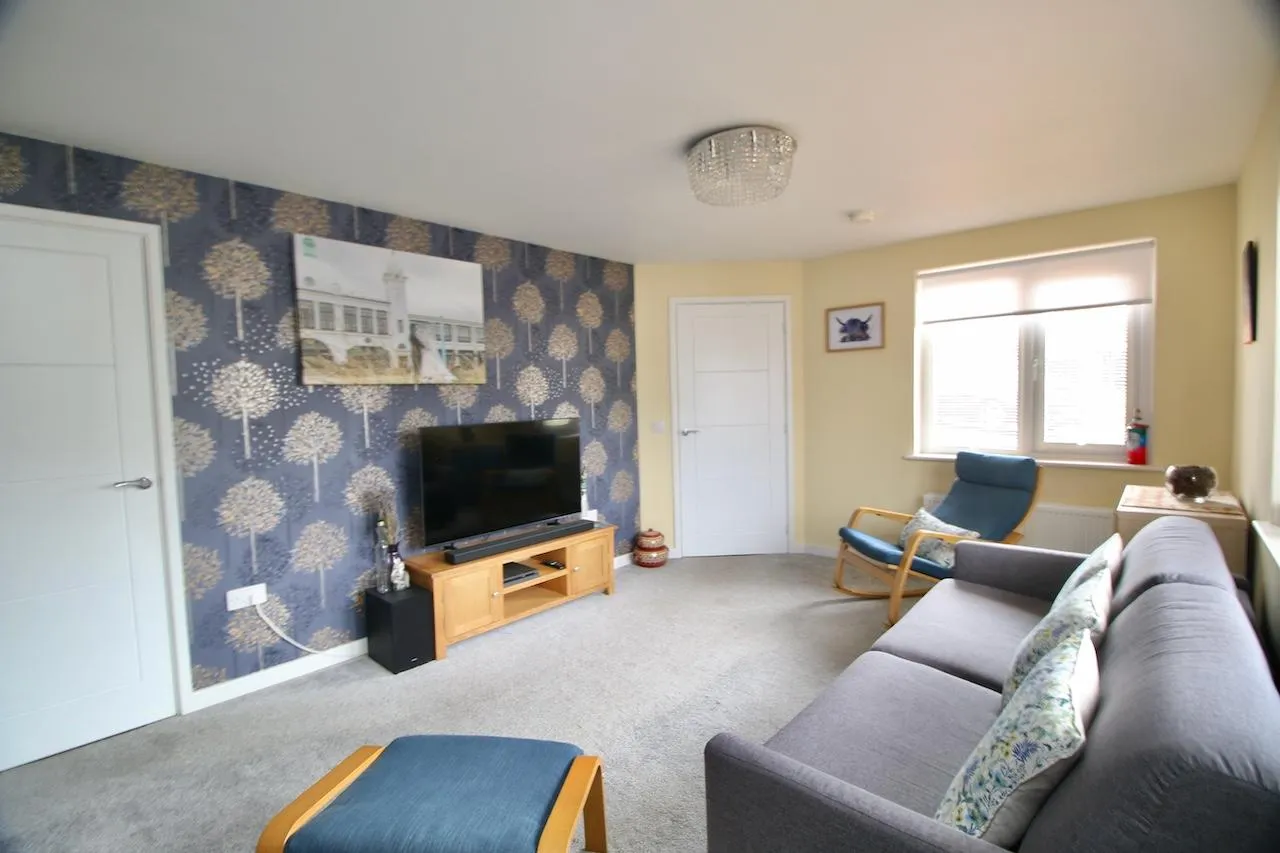 Earlybraes Drive, Glasgow, G33 4PQ, photo 9