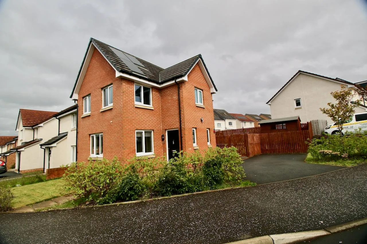 Earlybraes Drive, Glasgow, G33 4PQ, photo 2
