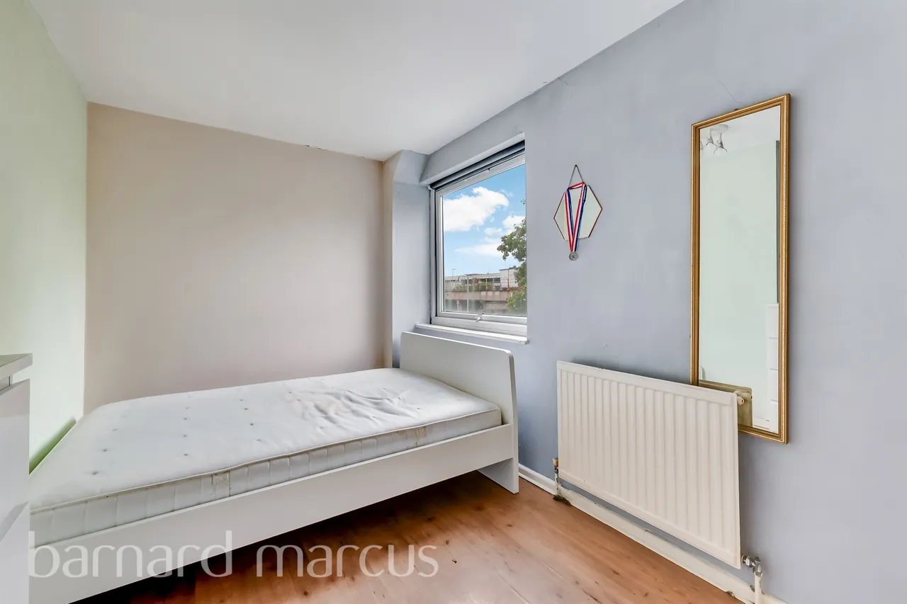 Bramlands Close, London, SW11, photo 6