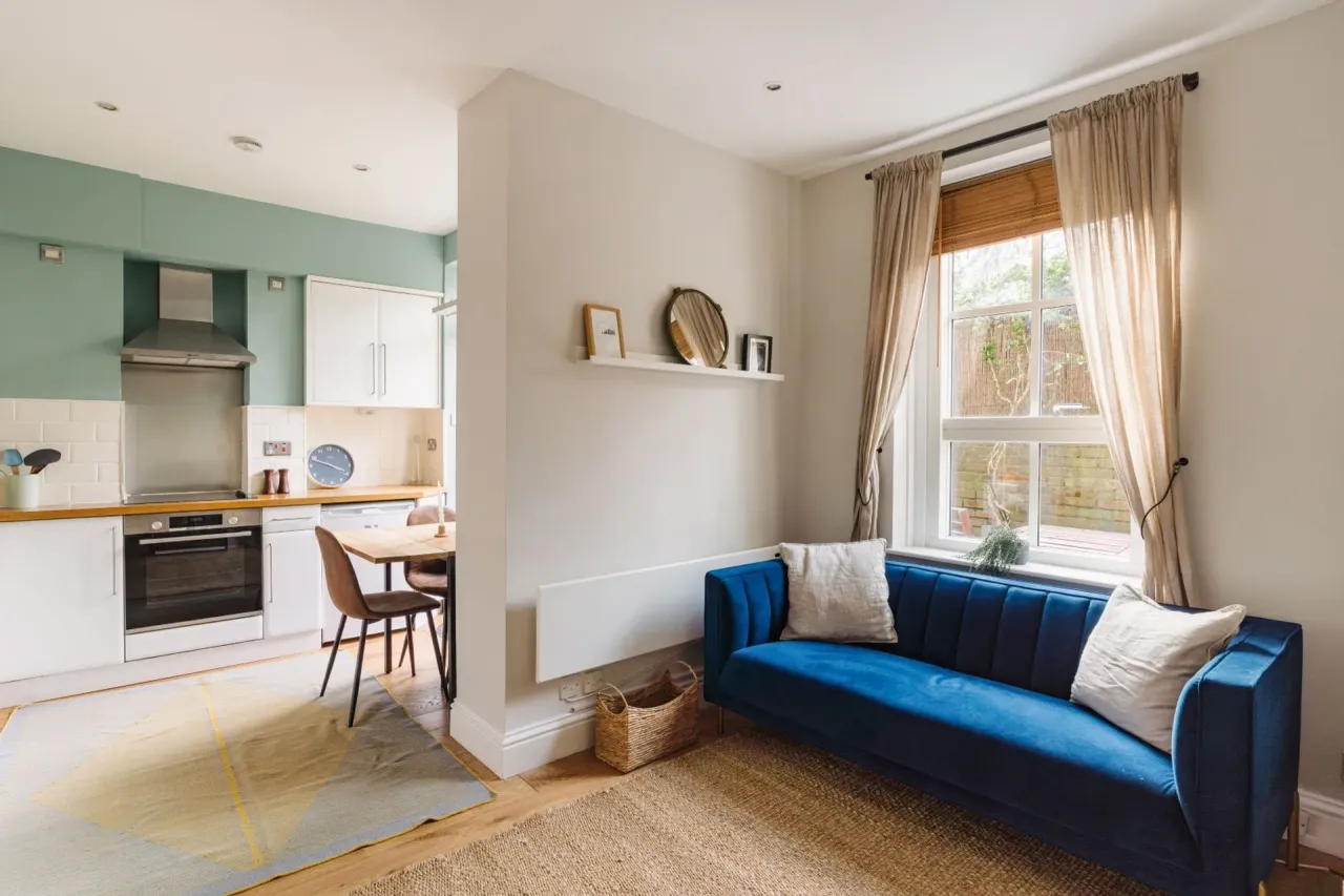 1 bed flat for sale — Wilmot Street, Bethnal Green, E2