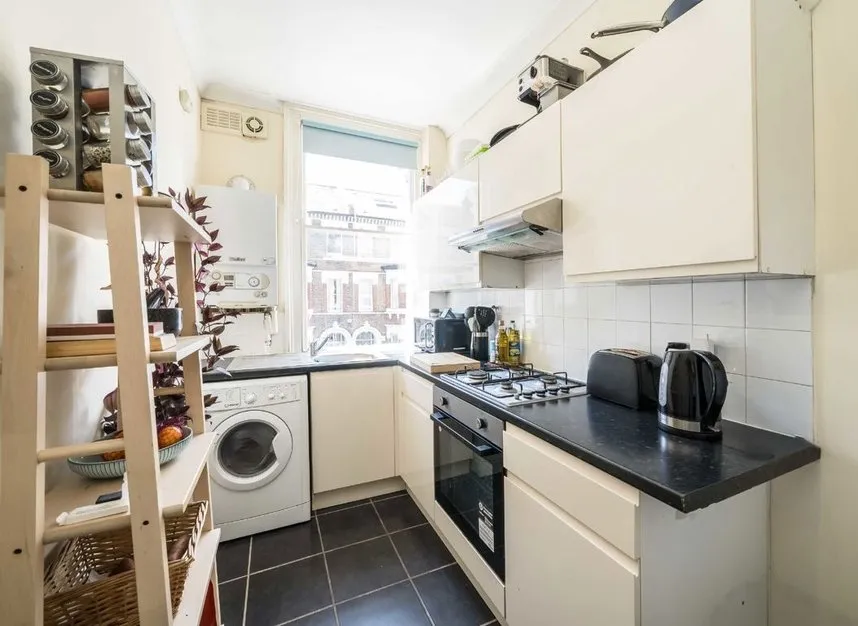 Mayflower Road, Clapham, SW9, photo 3