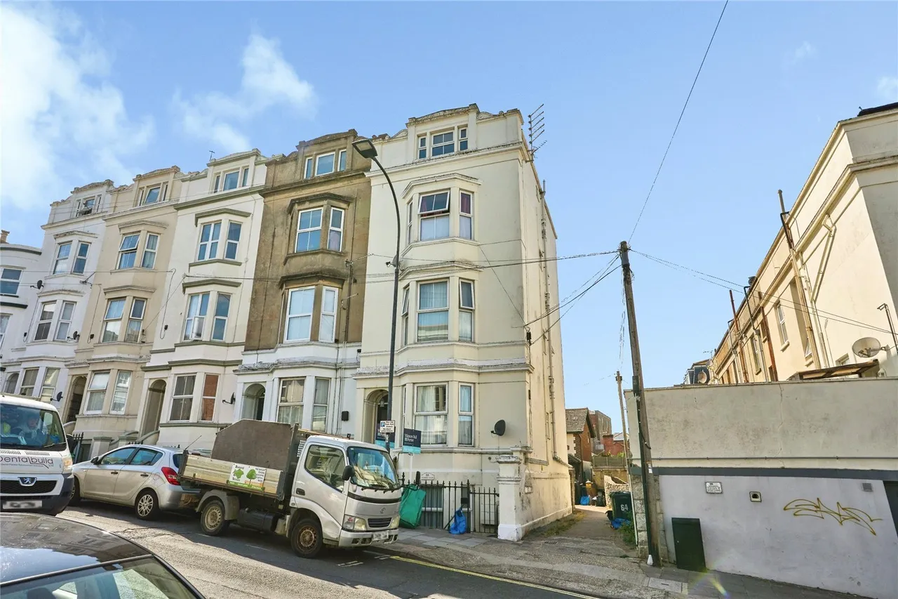 George Street, Ryde, PO33, photo 9