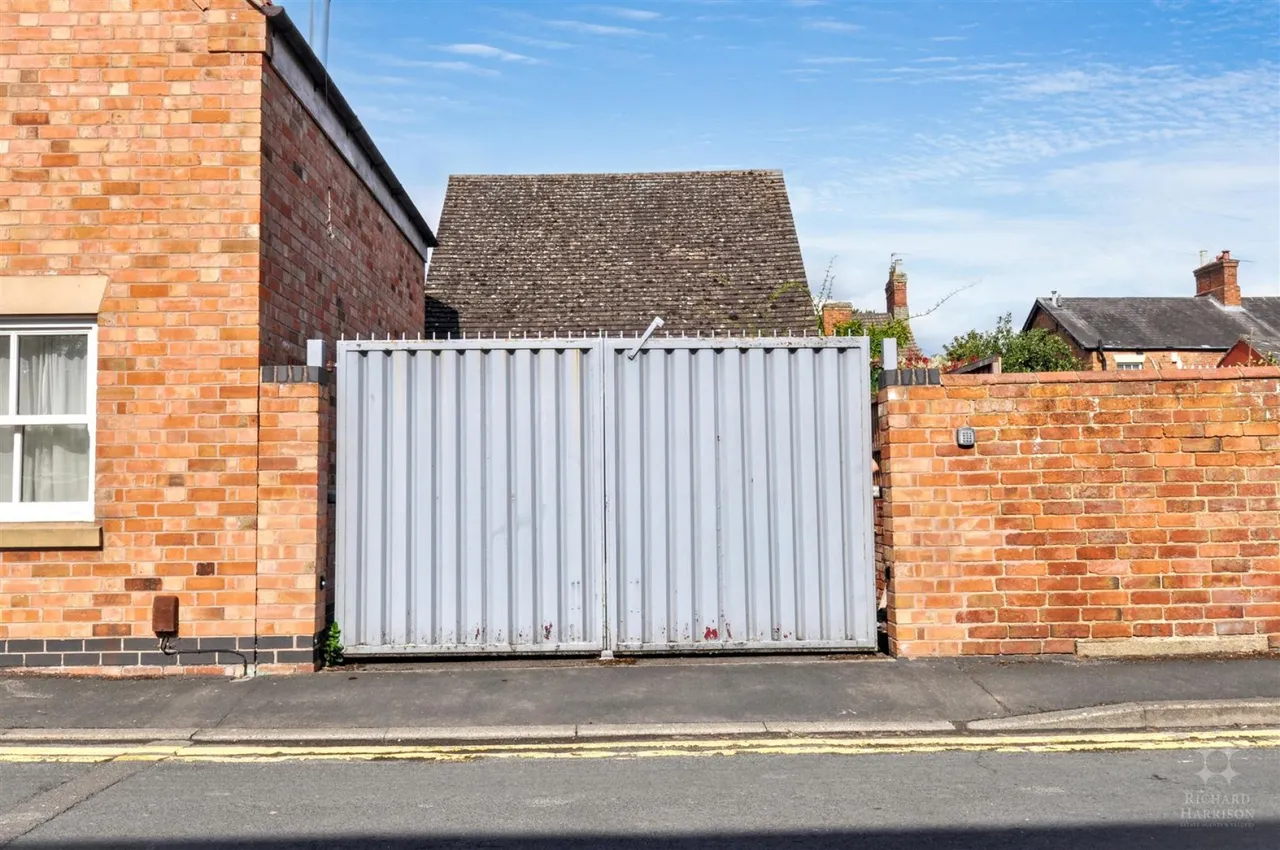 Burton Street, Loughborough, LE11, photo 44