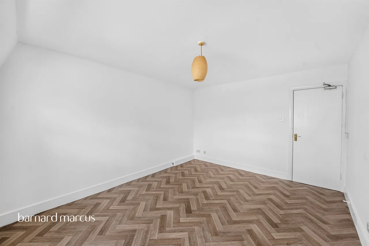Sibthorp Road, Mitcham, CR4, photo 16