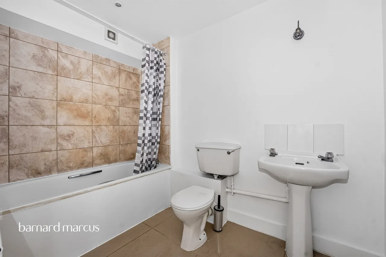 Sibthorp Road, Mitcham, CR4, photo 18